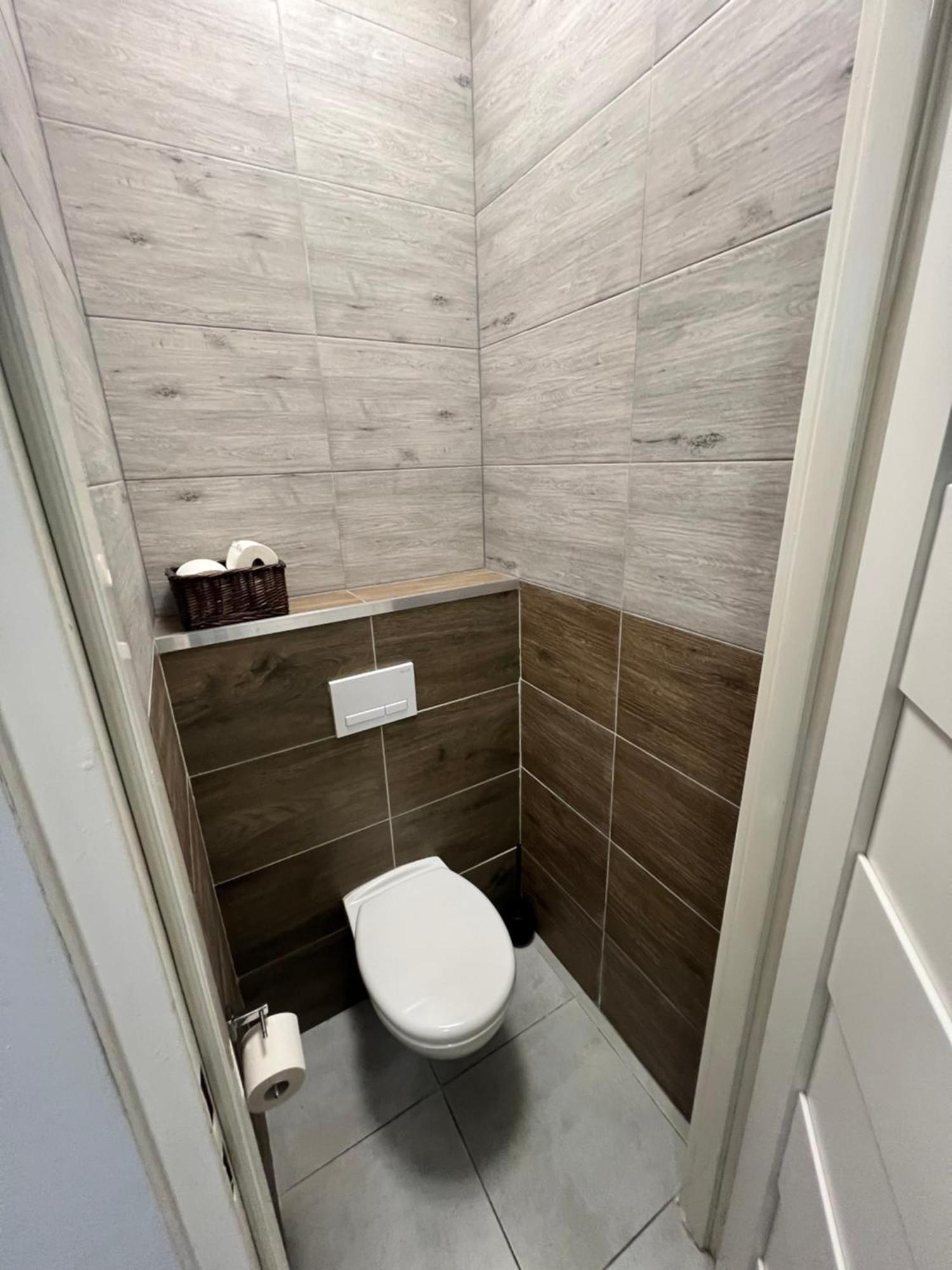 Apartamenty Cieplicka 20A Jelenia Gora Bagian luar foto