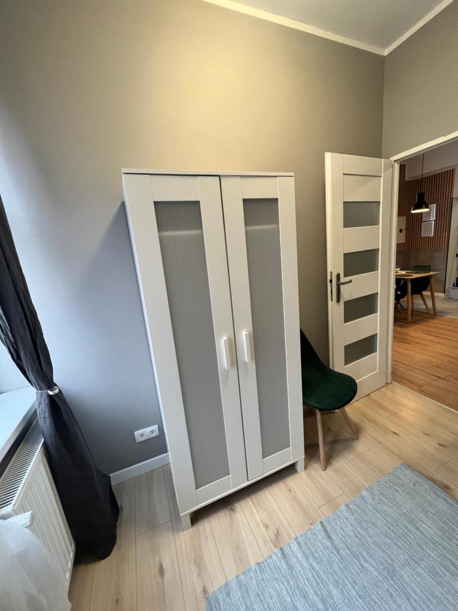 Apartamenty Cieplicka 20A Jelenia Gora Bagian luar foto